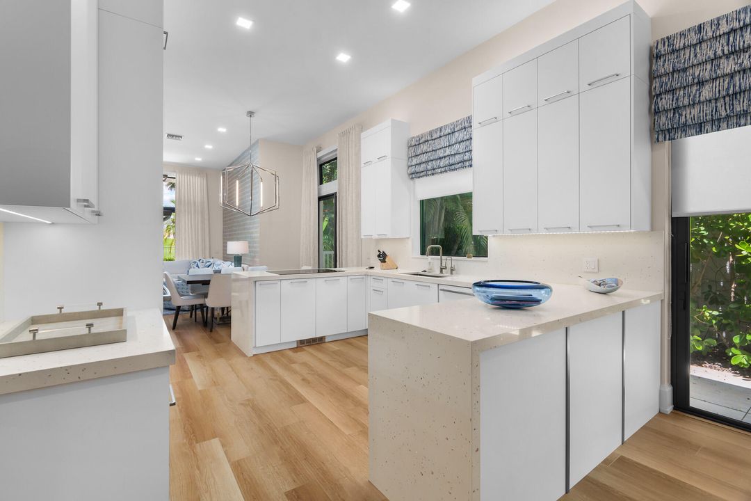 For Sale: $1,595,000 (3 beds, 3 baths, 2528 Square Feet)