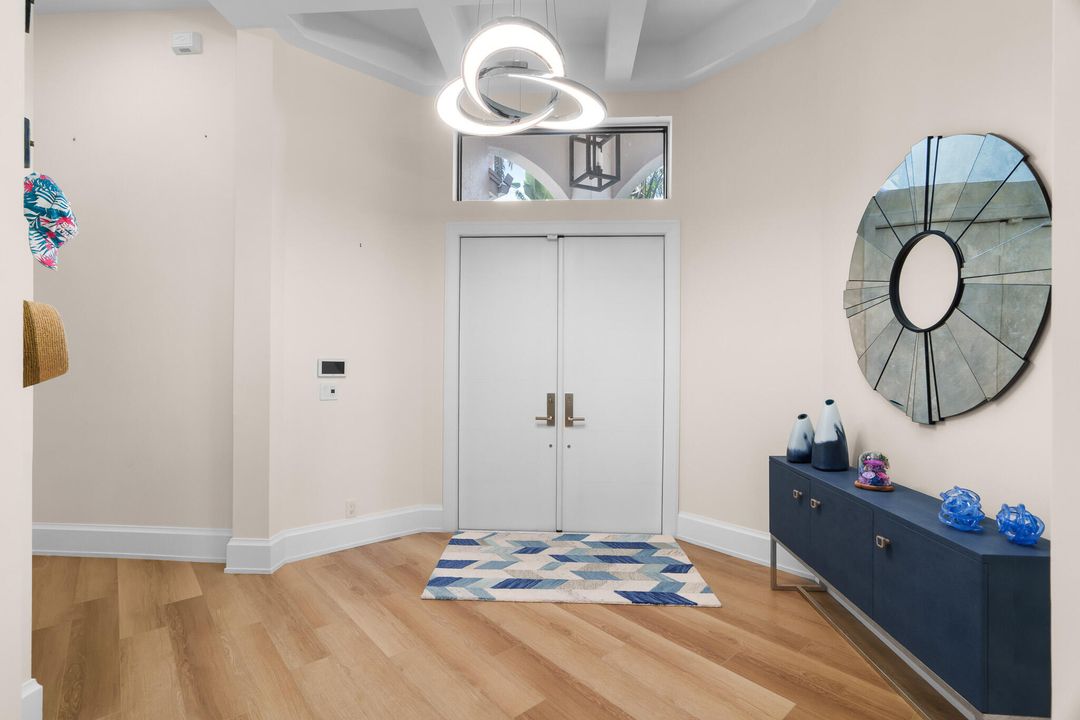 For Sale: $1,595,000 (3 beds, 3 baths, 2528 Square Feet)