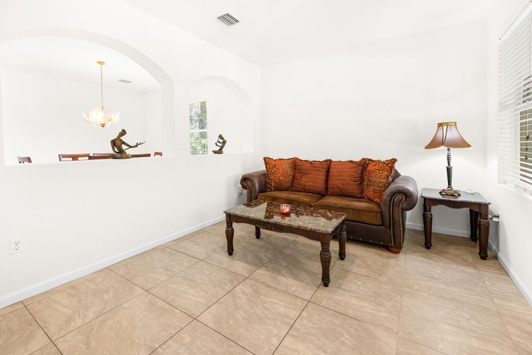 待售: $840,000 (5 贝兹, 4 浴室, 3577 平方英尺)