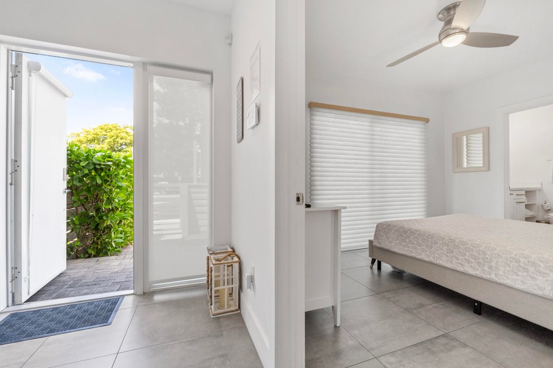 For Rent: $9,800 (4 beds, 3 baths, 2092 Square Feet)