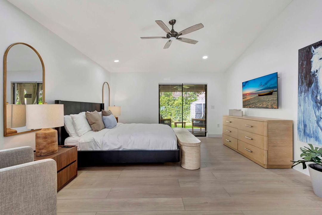 Activo con contrato: $9,000 (4 camas, 2 baños, 2257 Pies cuadrados)