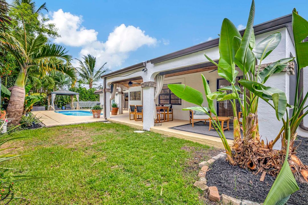 Activo con contrato: $9,000 (4 camas, 2 baños, 2257 Pies cuadrados)