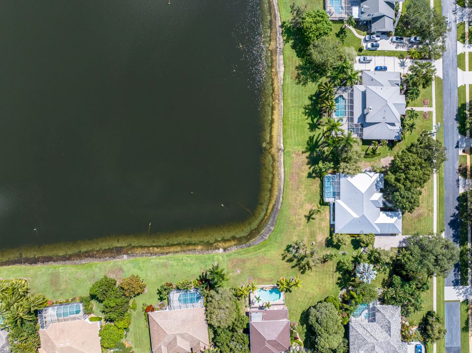 待售: $1,100,000 (4 贝兹, 3 浴室, 2817 平方英尺)