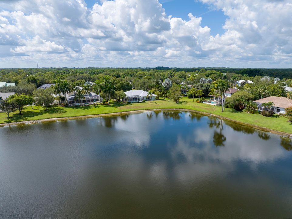 待售: $1,100,000 (4 贝兹, 3 浴室, 2817 平方英尺)