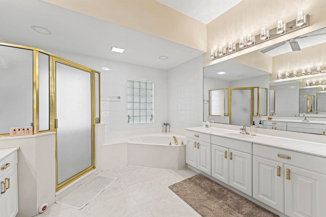 待售: $1,100,000 (4 贝兹, 3 浴室, 2817 平方英尺)