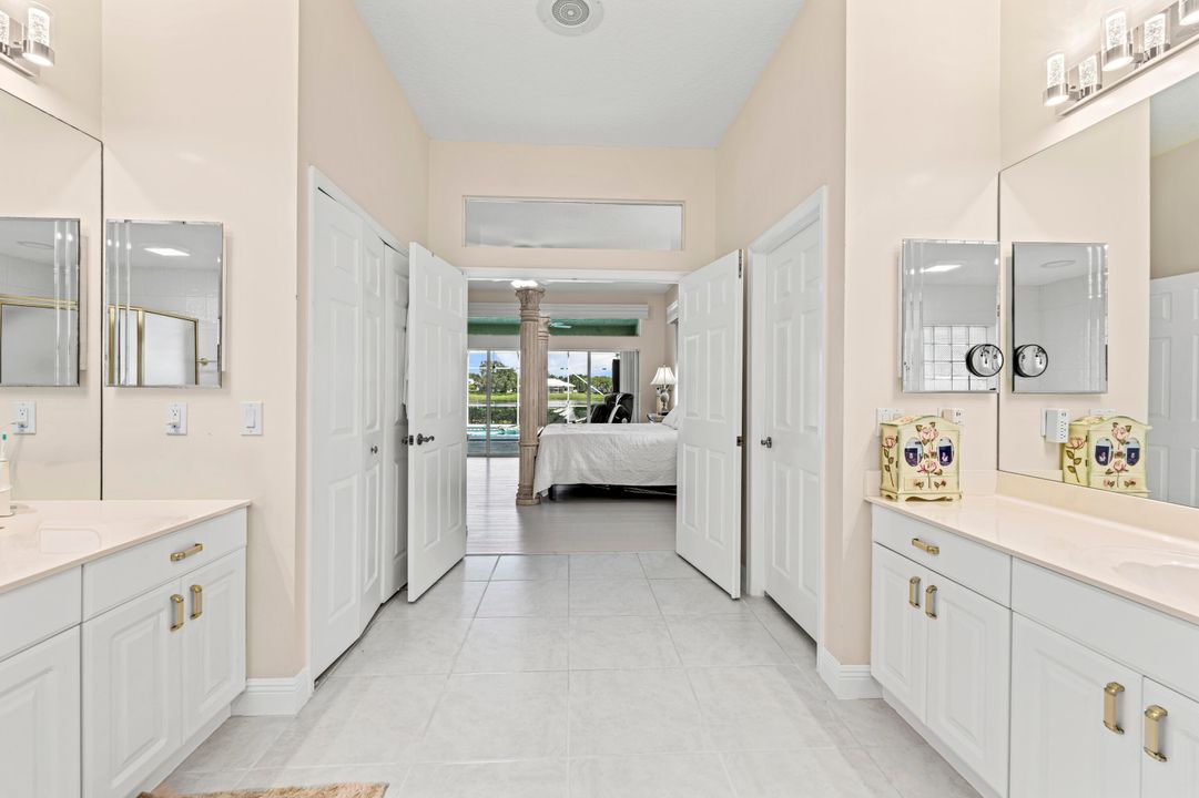 待售: $1,100,000 (4 贝兹, 3 浴室, 2817 平方英尺)