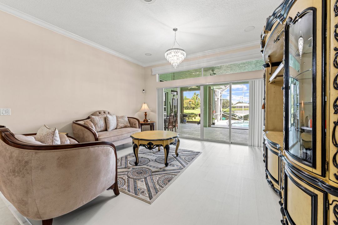 待售: $1,100,000 (4 贝兹, 3 浴室, 2817 平方英尺)