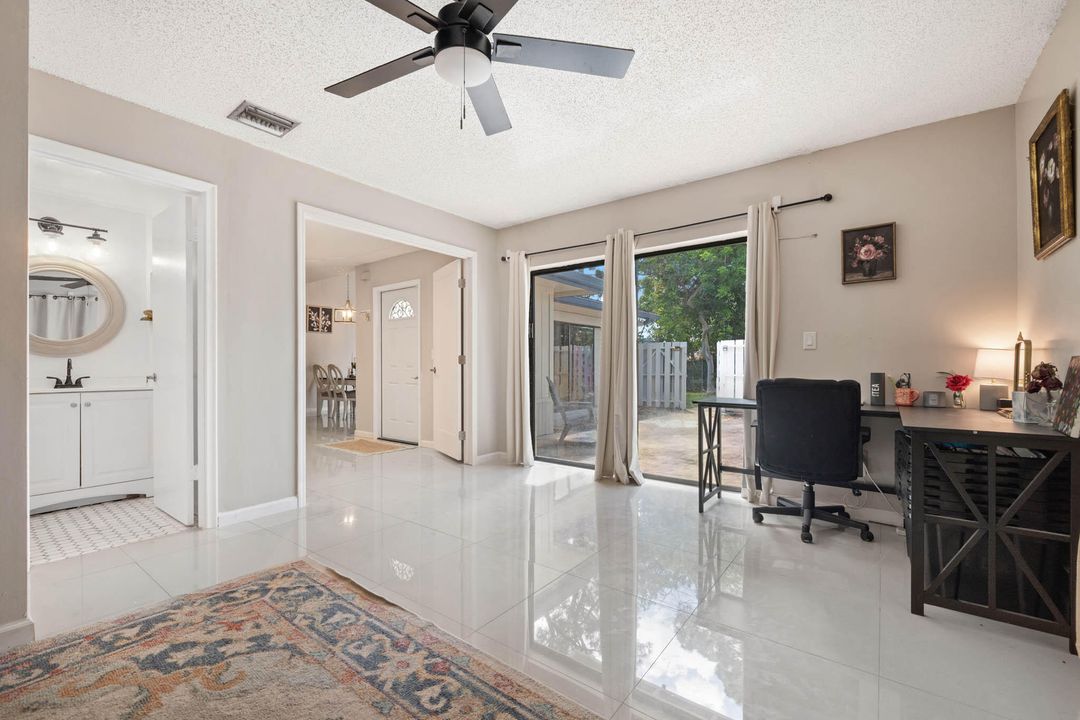 На продажу: $335,000 (3 спален, 2 ванн, 1646 Квадратных фут)