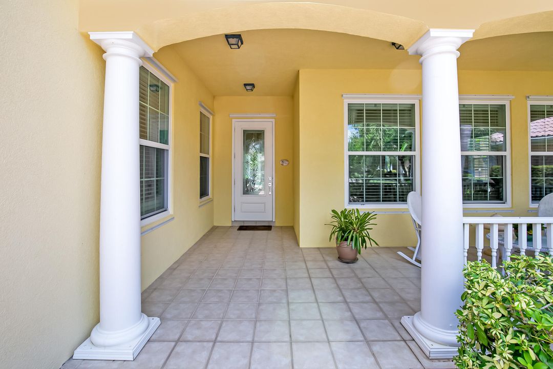 Active With Contract: $689,900 (4 beds, 3 baths, 2487 Square Feet)