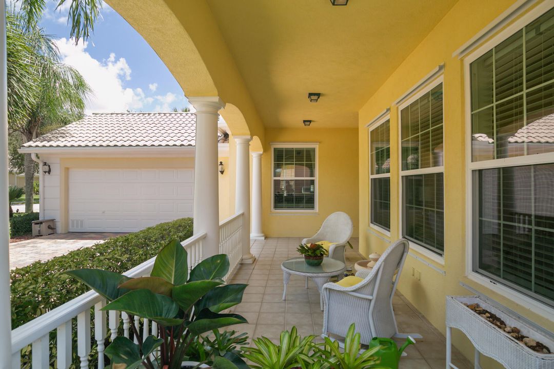 Active With Contract: $689,900 (4 beds, 3 baths, 2487 Square Feet)