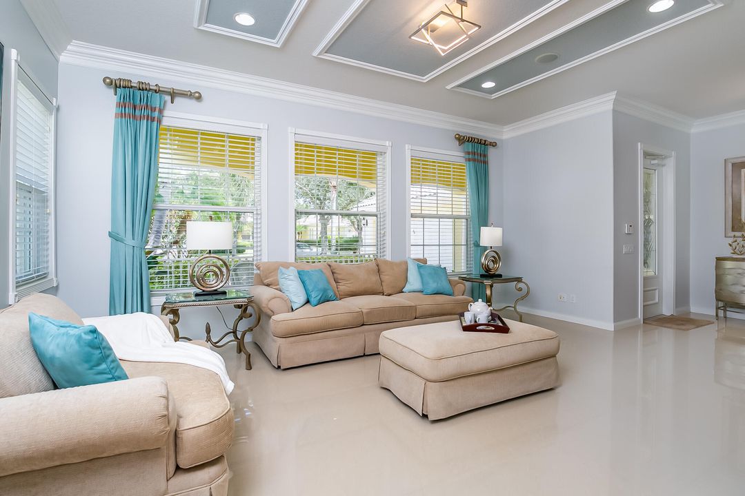 Active With Contract: $689,900 (4 beds, 3 baths, 2487 Square Feet)