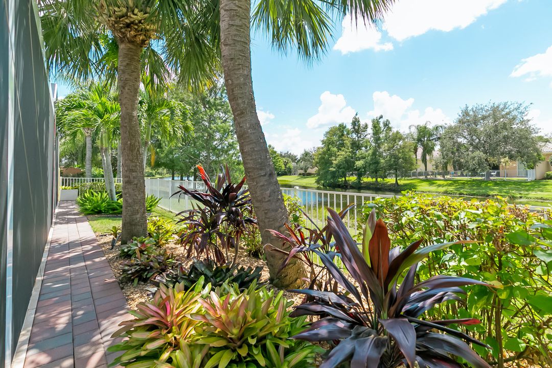 Active With Contract: $689,900 (4 beds, 3 baths, 2487 Square Feet)