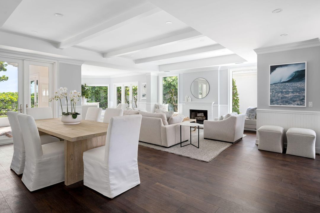 For Sale: $3,850,000 (3 beds, 2 baths, 2601 Square Feet)