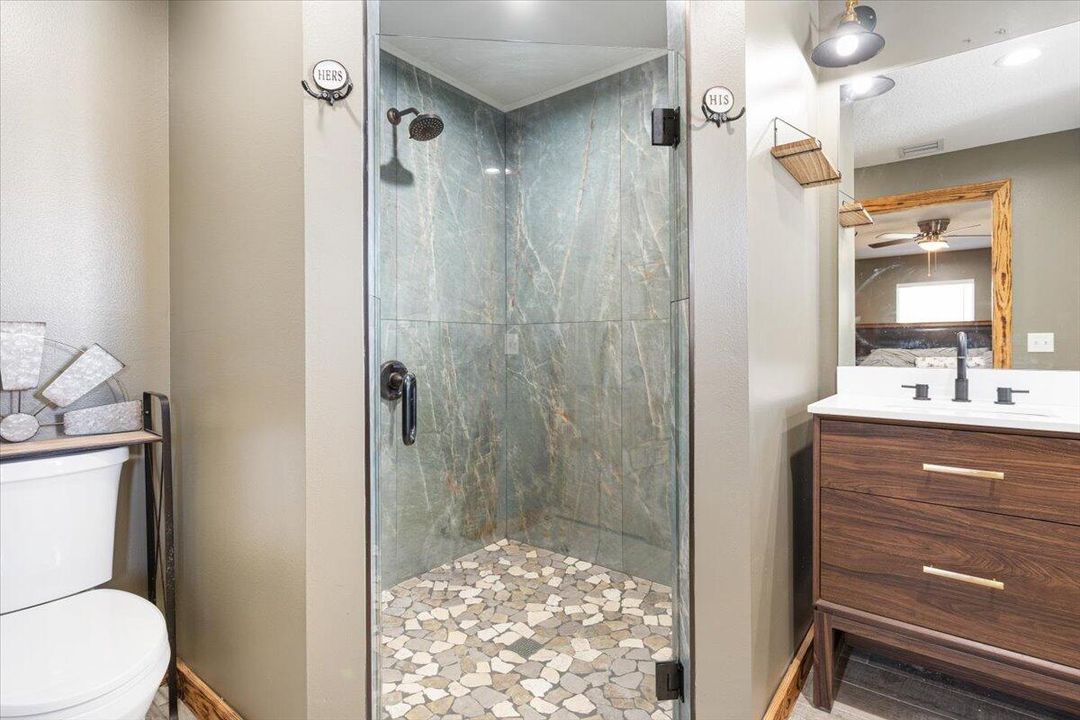 For Sale: $799,900 (3 beds, 3 baths, 1822 Square Feet)