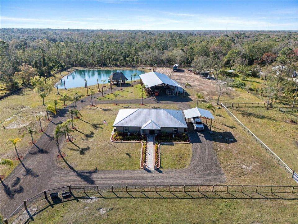 For Sale: $799,900 (3 beds, 3 baths, 1822 Square Feet)