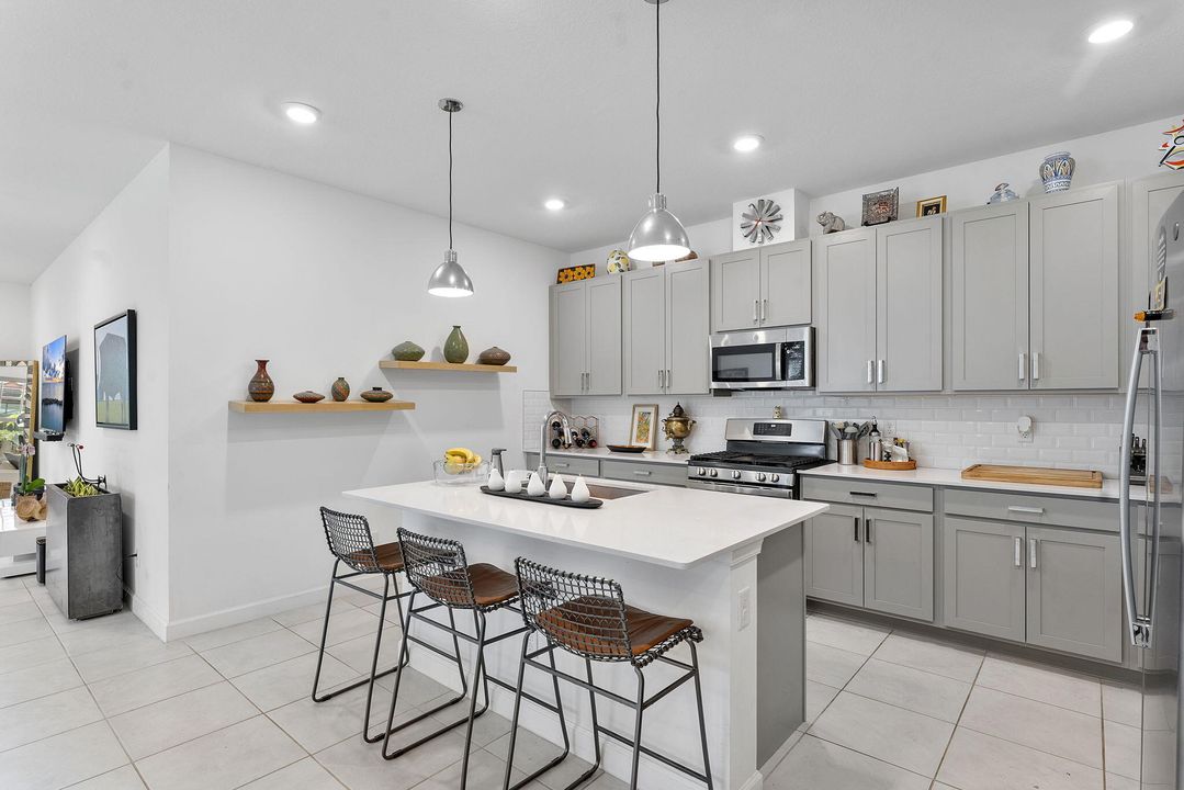 待售: $539,000 (3 贝兹, 2 浴室, 1952 平方英尺)