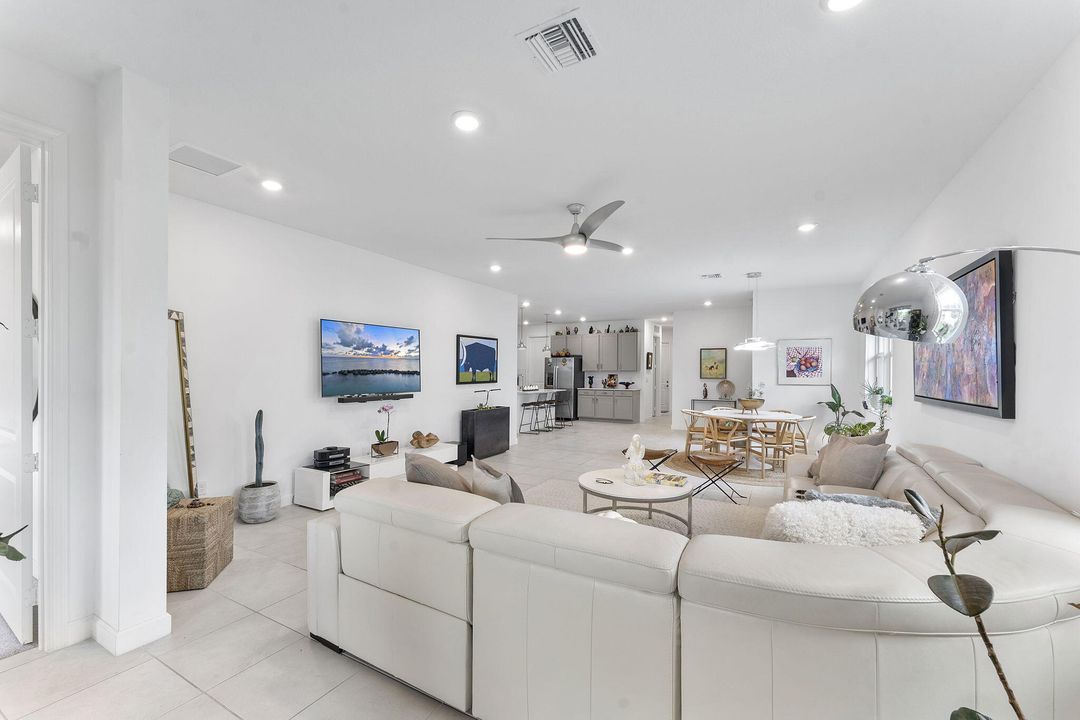 待售: $539,000 (3 贝兹, 2 浴室, 1952 平方英尺)