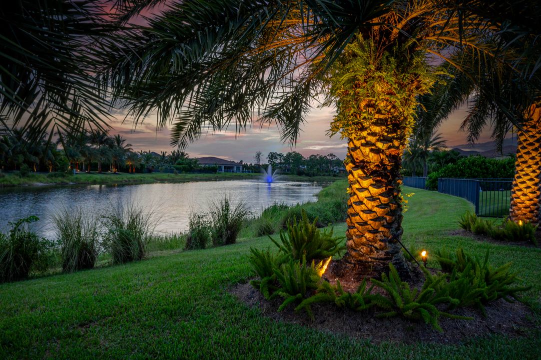 Под контрактом: $2,950,000 (5 спален, 5 ванн, 4317 Квадратных фут)