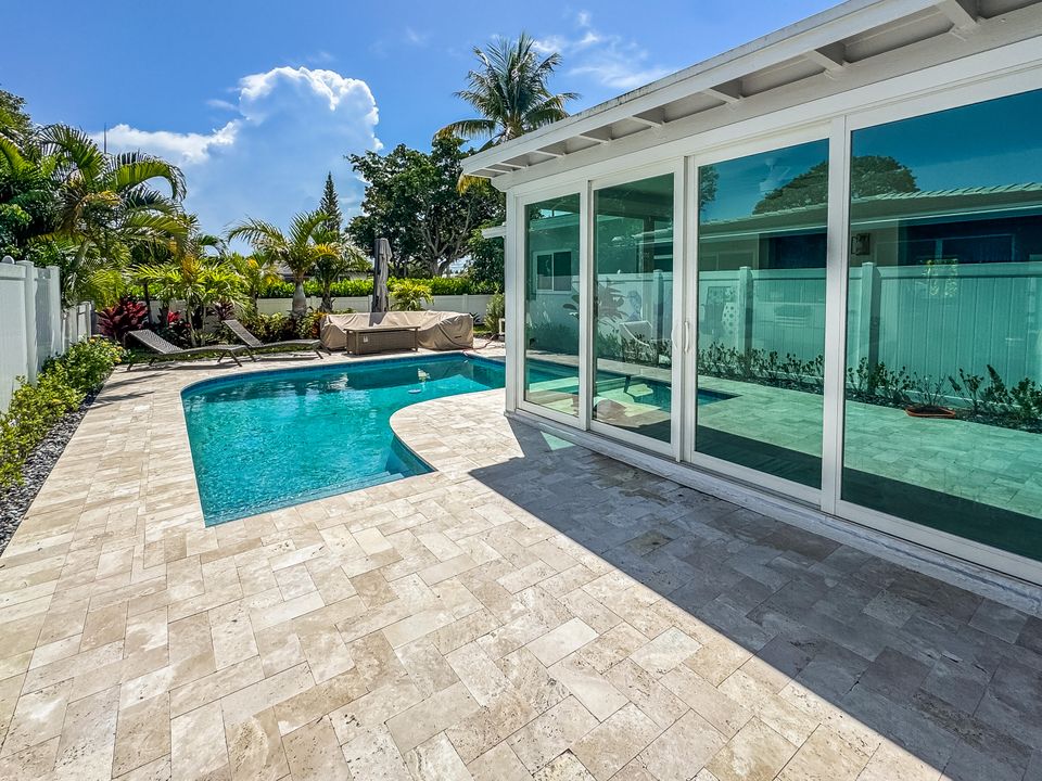 Active With Contract: $759,000 (4 beds, 2 baths, 1470 Square Feet)