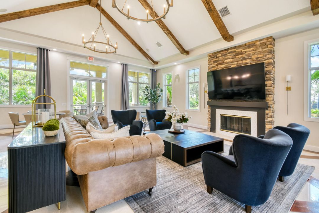 For Sale: $1,000,000 (4 beds, 3 baths, 3279 Square Feet)