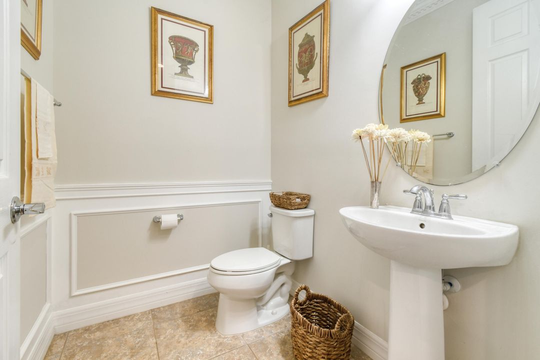 For Sale: $1,000,000 (4 beds, 3 baths, 3279 Square Feet)