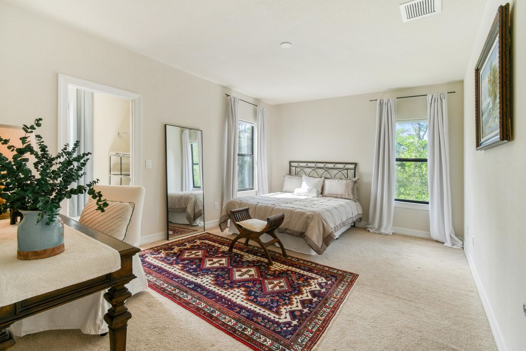 For Sale: $1,000,000 (4 beds, 3 baths, 3279 Square Feet)