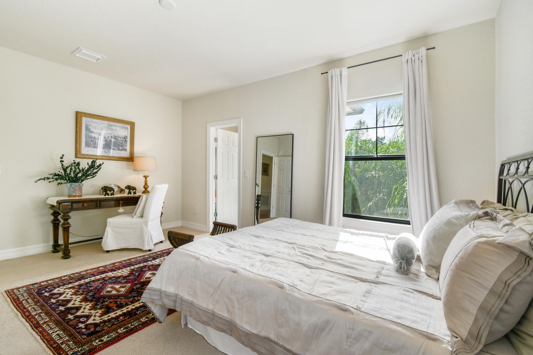 For Sale: $1,000,000 (4 beds, 3 baths, 3279 Square Feet)