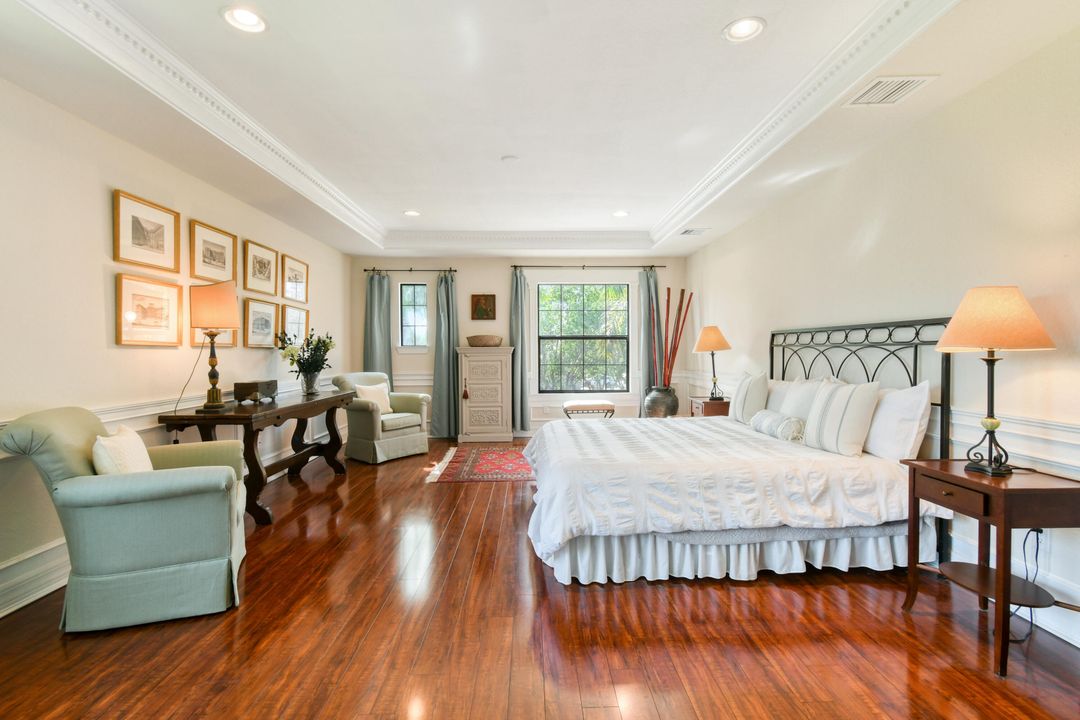 For Sale: $1,000,000 (4 beds, 3 baths, 3279 Square Feet)