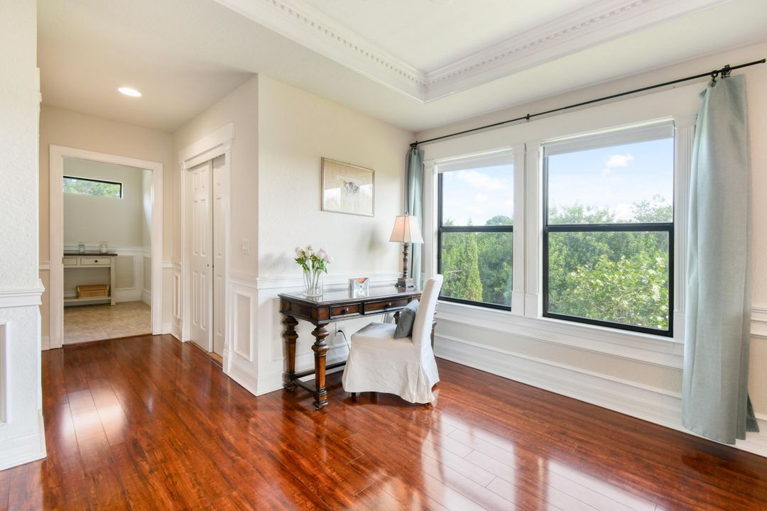 For Sale: $1,000,000 (4 beds, 3 baths, 3279 Square Feet)