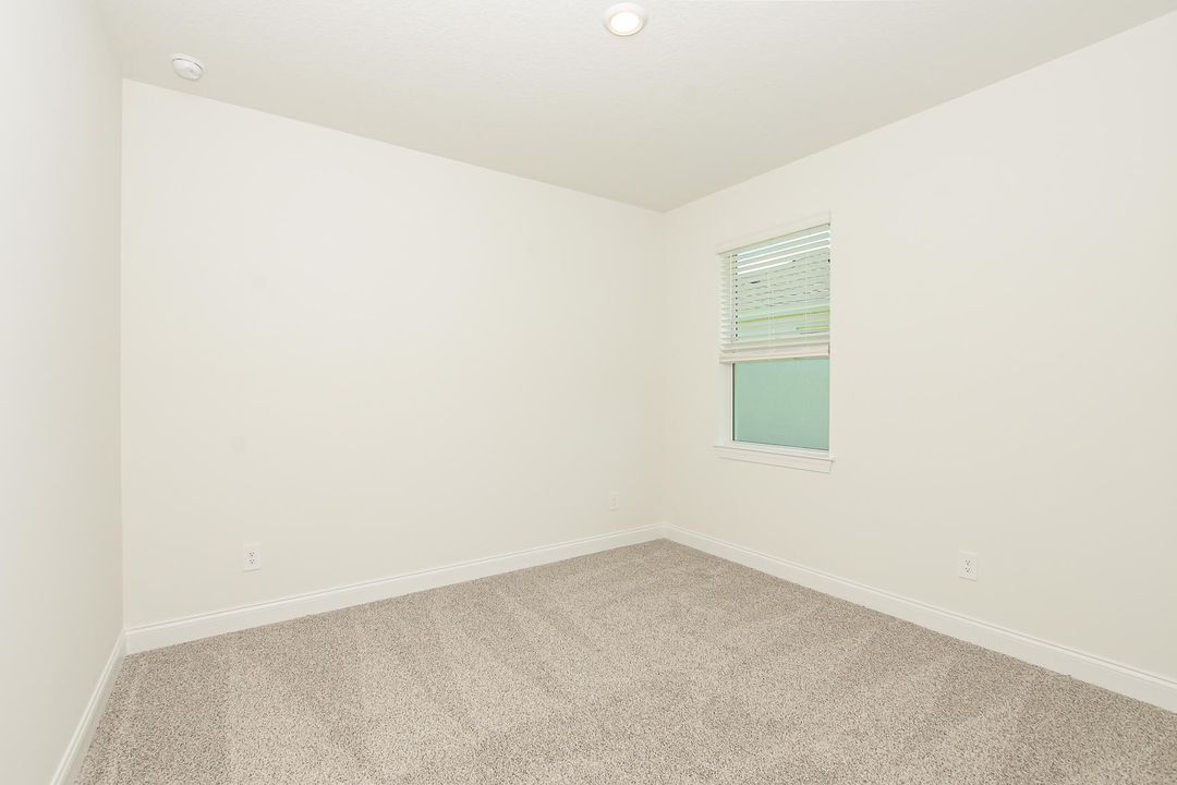 For Rent: $3,500 (4 beds, 3 baths, 2190 Square Feet)