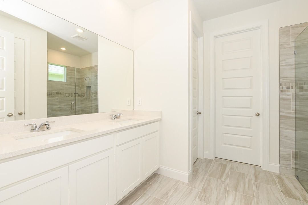 For Rent: $3,500 (4 beds, 3 baths, 2190 Square Feet)