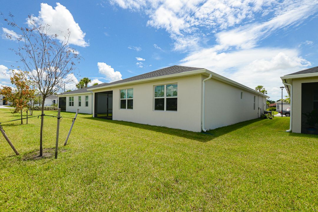 For Rent: $3,500 (4 beds, 3 baths, 2190 Square Feet)