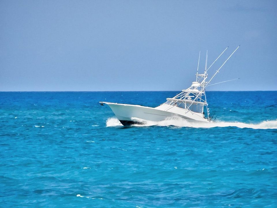 合同活跃: $1,150,000 (3 贝兹, 3 浴室, 2454 平方英尺)