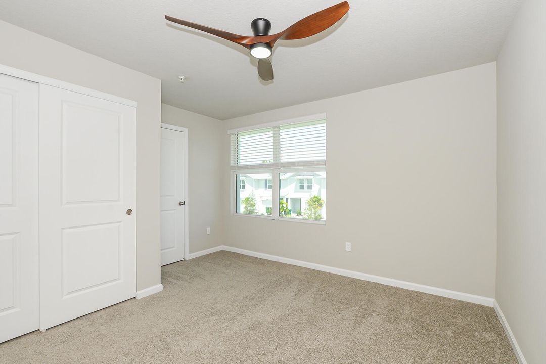 For Rent: $2,500 (3 beds, 2 baths, 1808 Square Feet)