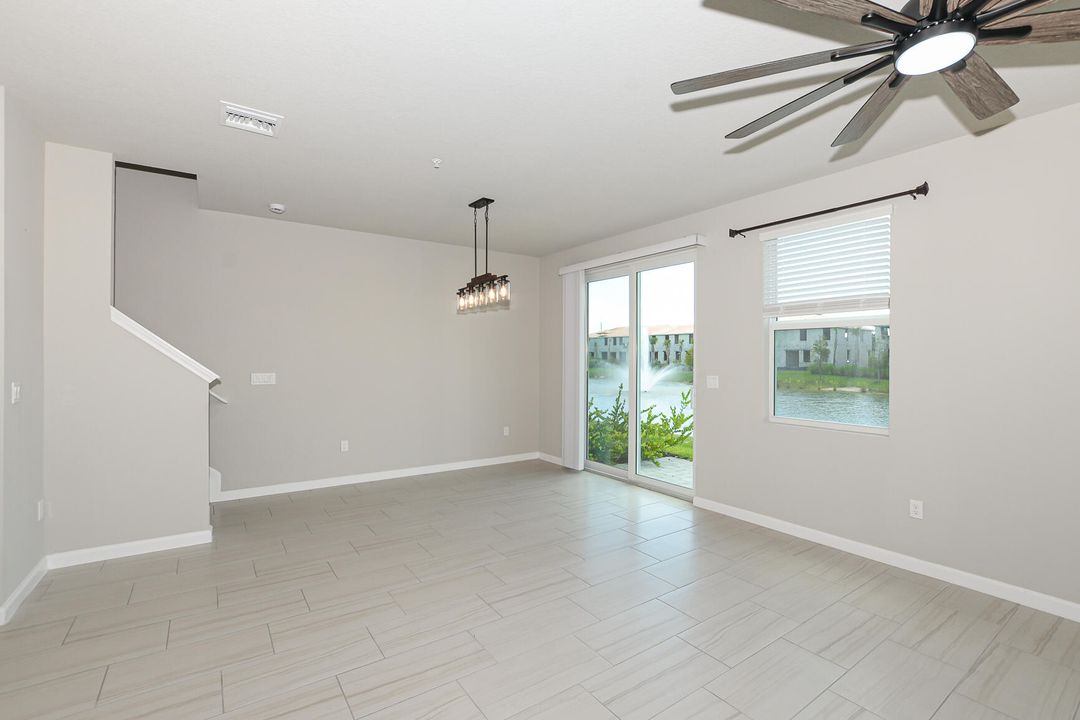 For Rent: $2,500 (3 beds, 2 baths, 1808 Square Feet)