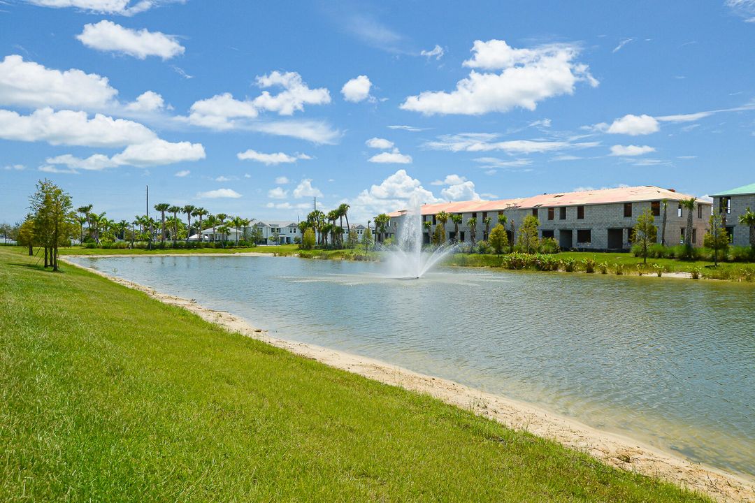 For Rent: $2,500 (3 beds, 2 baths, 1808 Square Feet)