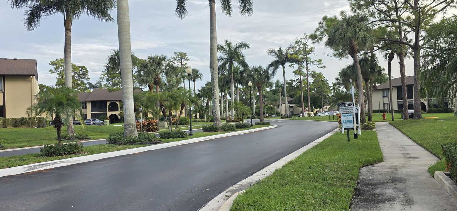 For Sale: $109,000 (1 beds, 1 baths, 632 Square Feet)