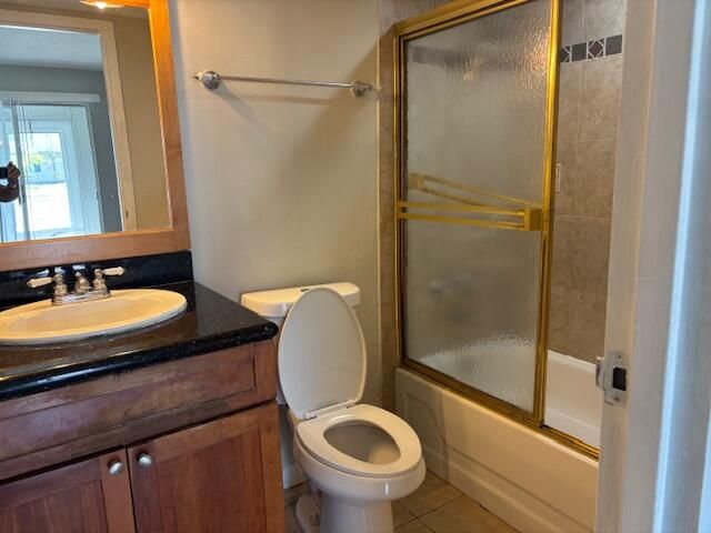 For Sale: $74,900 (1 beds, 1 baths, 828 Square Feet)