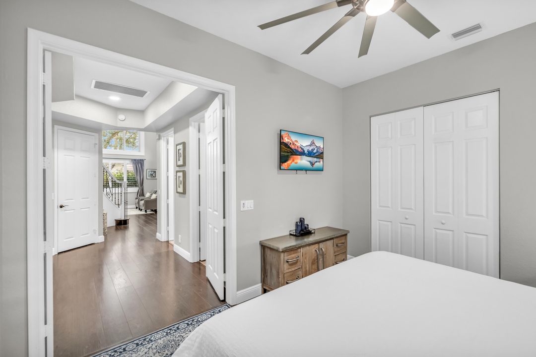 出租: $14,500 (5 贝兹, 3 浴室, 3375 平方英尺)