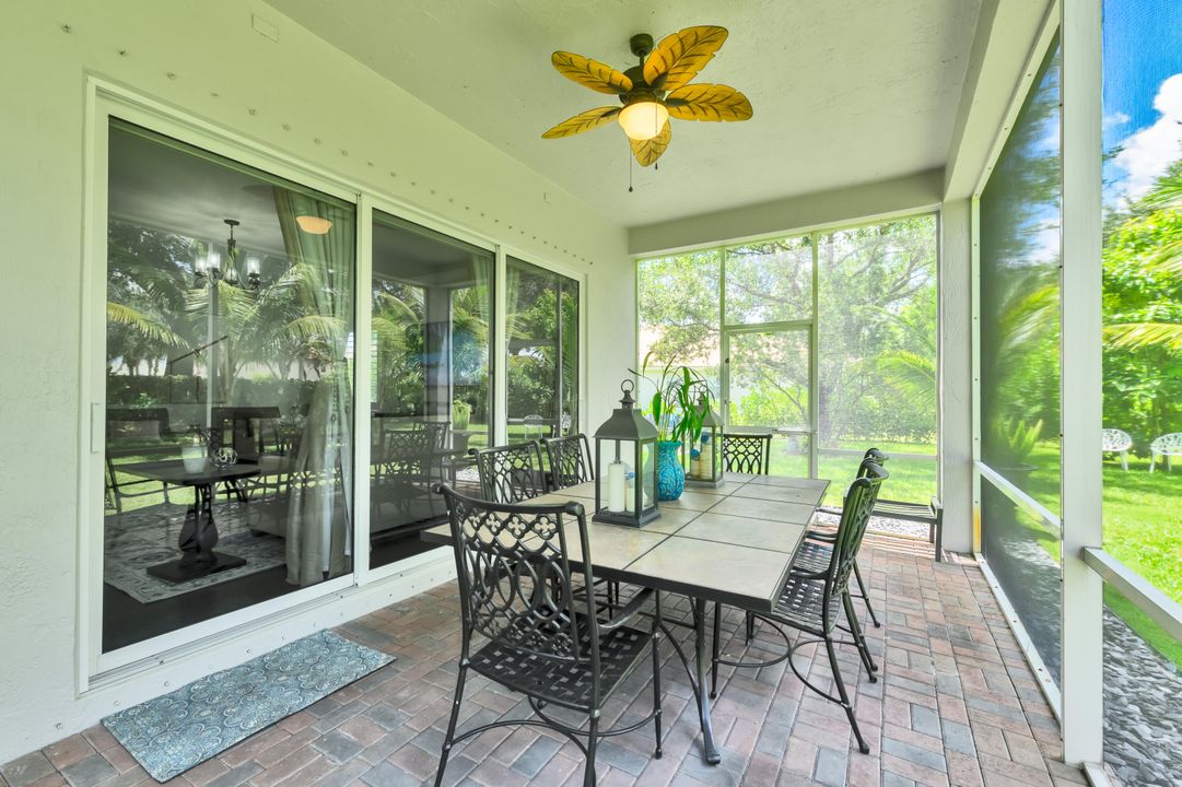 出租: $14,500 (5 贝兹, 3 浴室, 3375 平方英尺)