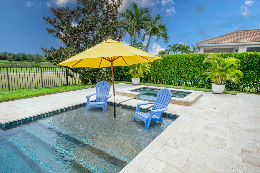 Под контрактом: $1,950,000 (4 спален, 3 ванн, 2792 Квадратных фут)