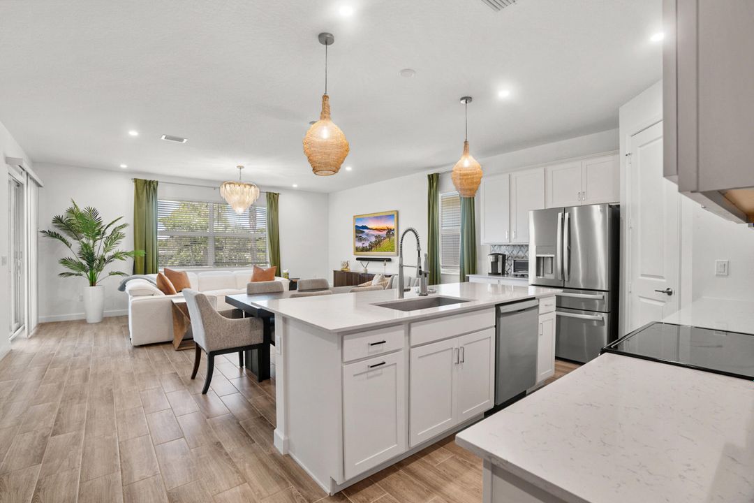 For Rent: $4,500 (3 beds, 2 baths, 1697 Square Feet)