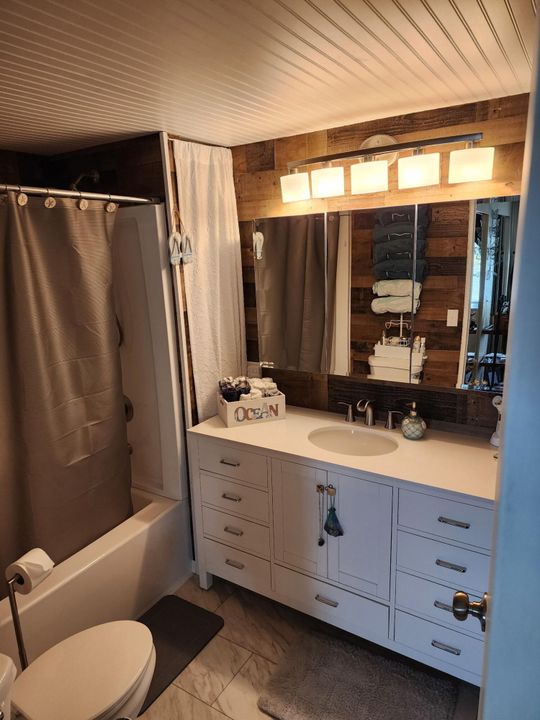 For Sale: $69,900 (2 beds, 2 baths, 1416 Square Feet)