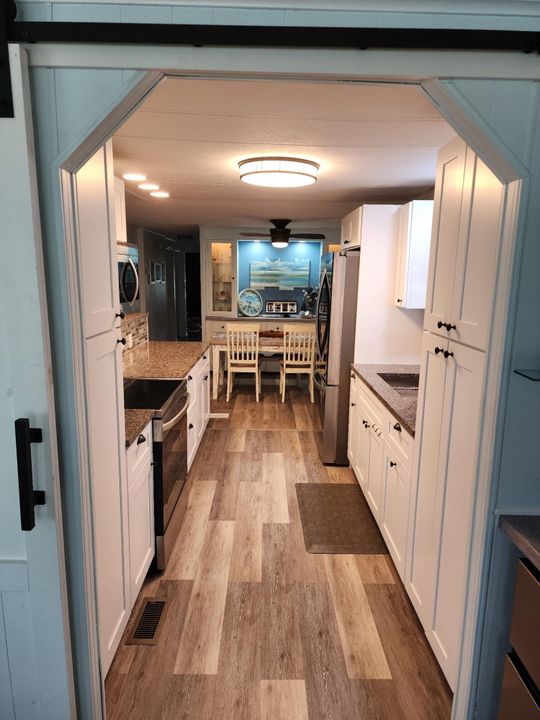 For Sale: $69,900 (2 beds, 2 baths, 1416 Square Feet)