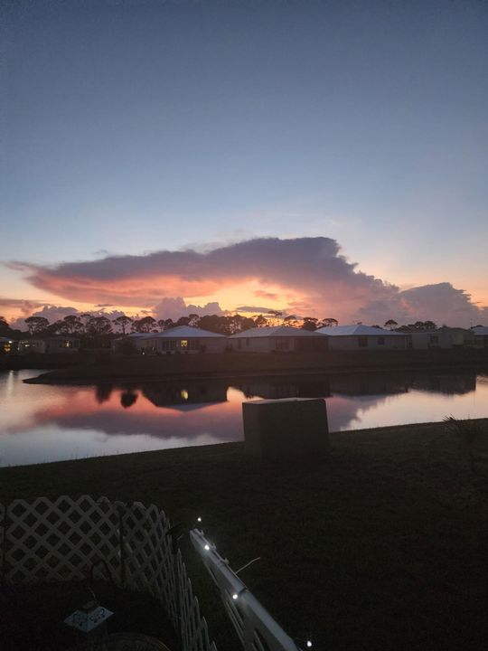 For Sale: $69,900 (2 beds, 2 baths, 1416 Square Feet)