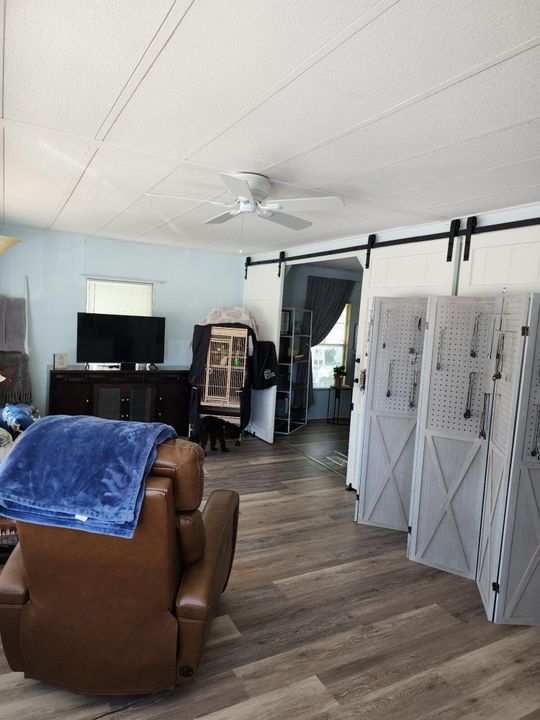 For Sale: $69,900 (2 beds, 2 baths, 1416 Square Feet)