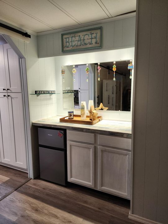 For Sale: $69,900 (2 beds, 2 baths, 1416 Square Feet)