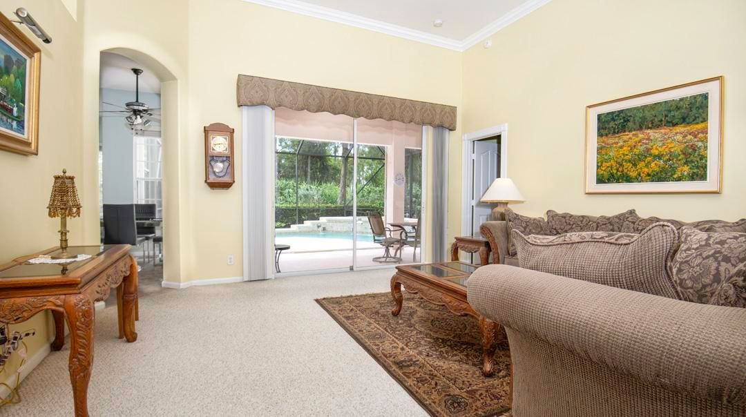 Activo con contrato: $699,000 (3 camas, 2 baños, 2419 Pies cuadrados)