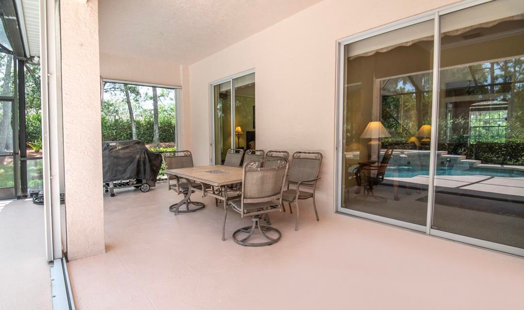 Activo con contrato: $699,000 (3 camas, 2 baños, 2419 Pies cuadrados)