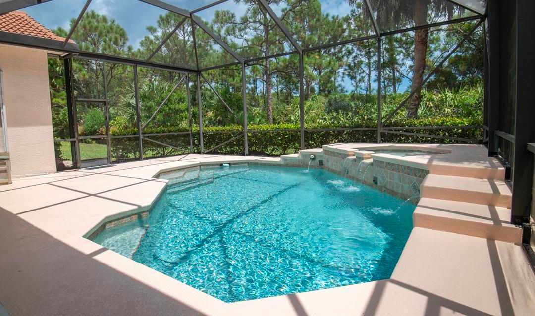 Activo con contrato: $699,000 (3 camas, 2 baños, 2419 Pies cuadrados)